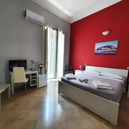 מלון Villareale *
